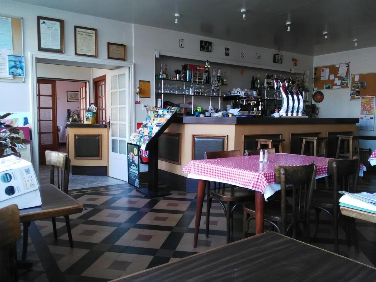 Le Relais De La Marche Hotel Aigurande Ngoại thất bức ảnh